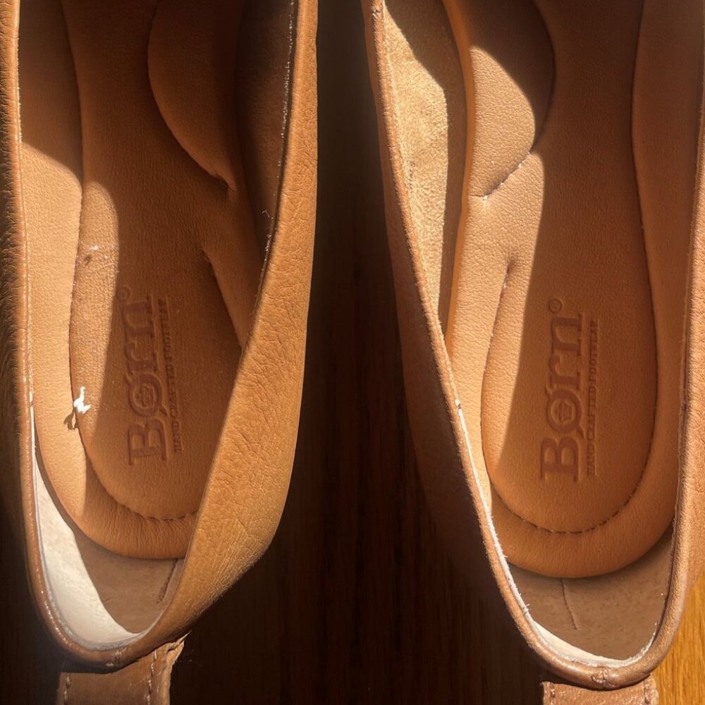 Born Tan Leather Women's Ballet Flat NWOT size 9 - Picture 5 of 6